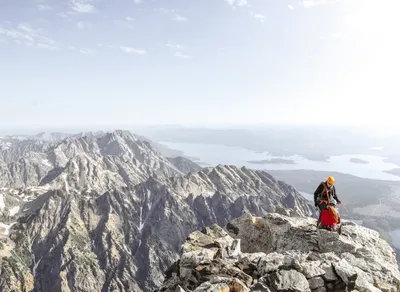 What's the Difference Between Trekking and Hiking? Uncover Their Distinctions!