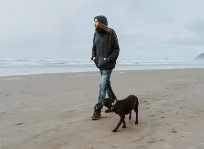 Hiking Staff vs Trekking Pole: Which is Right for Your Outdoor Adventure?