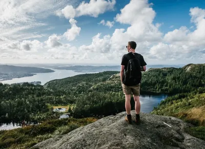 Discover the Ultimate Hiking vs Trekking Guide: Unraveling the Variations and Distinctions