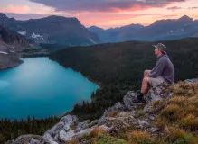 Hike vs. Trek: What's the Real Difference? 🏔️👟